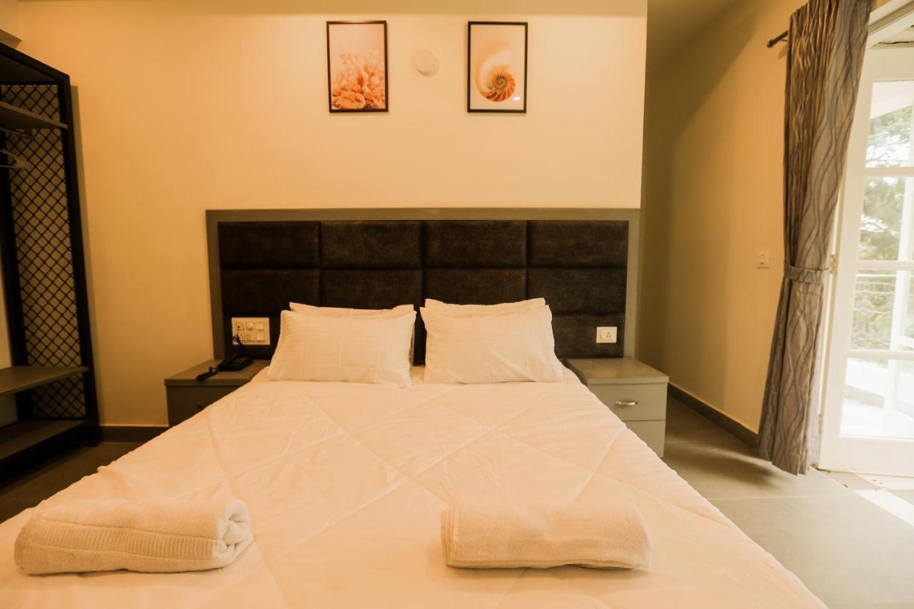 Hotel Coastal Pearl Miramar Panaji